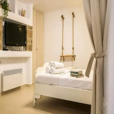 With Private Pool *